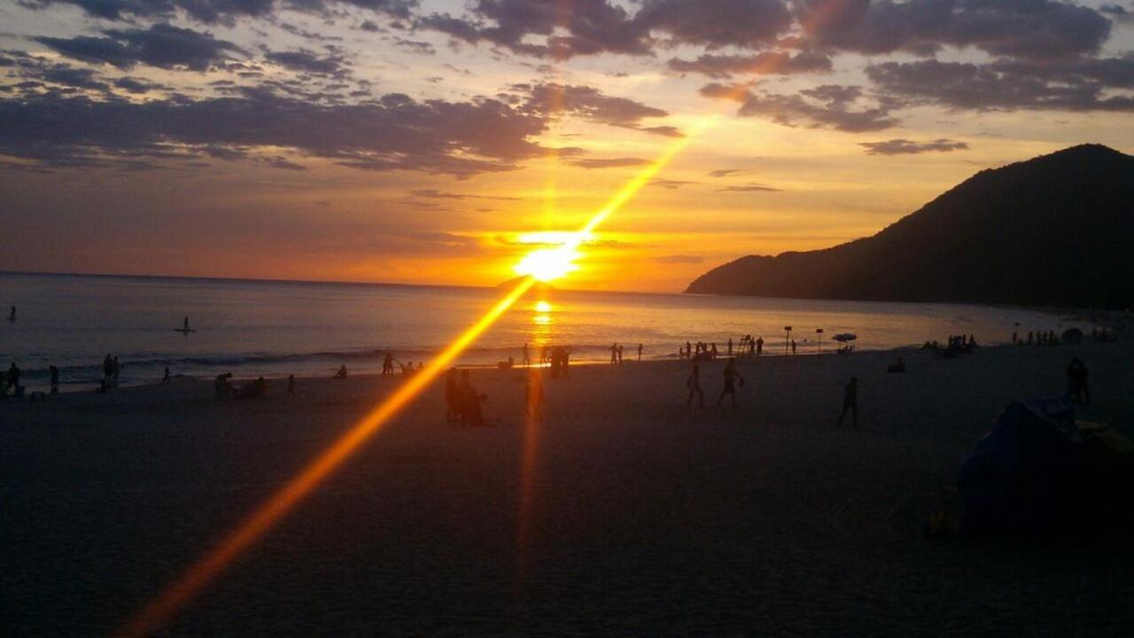 Maresias - Frente P/ Praia - Cond. Fechado - Piscina Aquecida!!!Wi Fi Exclusiva Sao Sebastiao  Esterno foto